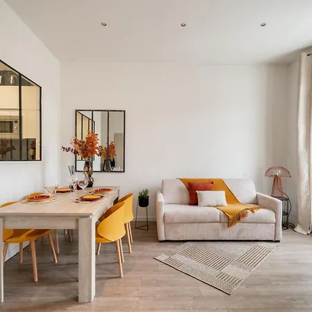 Hyper Centre - 2 Pieces Avec Balcon - 4 Couchages Апартаменты
