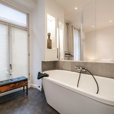 Hyper Centre - 2 Pieces Avec Balcon - 4 Couchages *