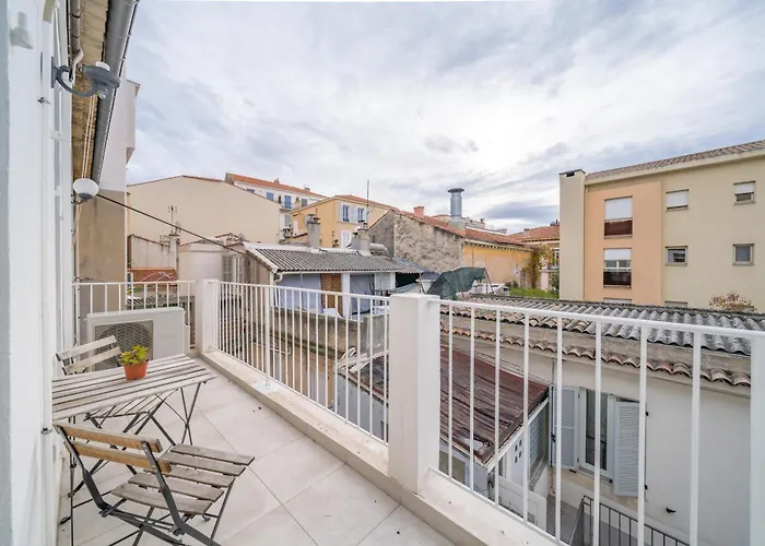 Apartman Hyper Centre - 2 Pieces Avec Balcon - 4 Couchages