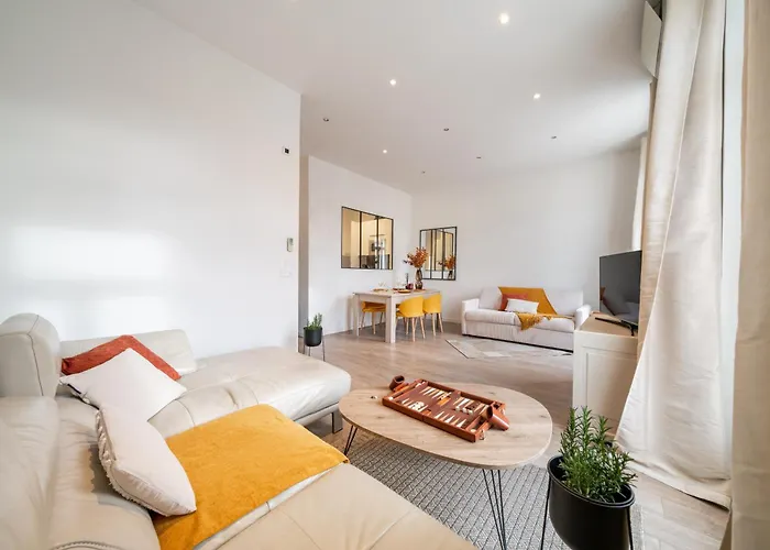 Hyper Centre - 2 Pieces Avec Balcon - 4 Couchages *