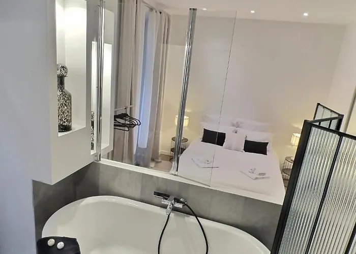 公寓 Hyper Centre - 2 Pieces Avec Balcon - 4 Couchages