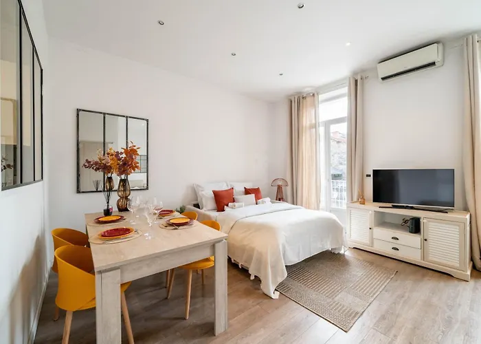 Hyper Centre - 2 Pieces Avec Balcon - 4 Couchages *