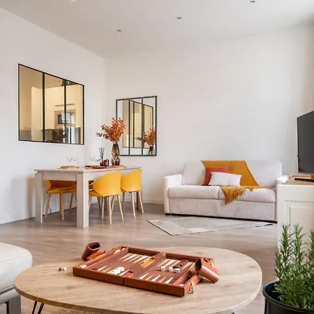 Hyper Centre - 2 Pieces Avec Balcon - 4 Couchages Apartman
