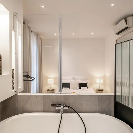 Hyper Centre - 2 Pieces Avec Balcon - 4 Couchages Cannes