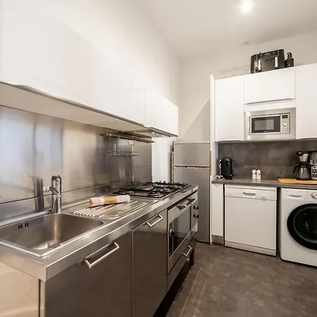 Hyper Centre - 2 Pieces Avec Balcon - 4 Couchages * Cannes